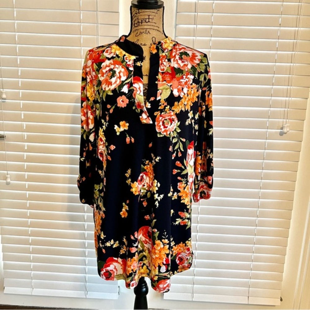 Eloges Women’s Size Large Navy Blue Pink And Orange Floral Casual Hi-Low Dress